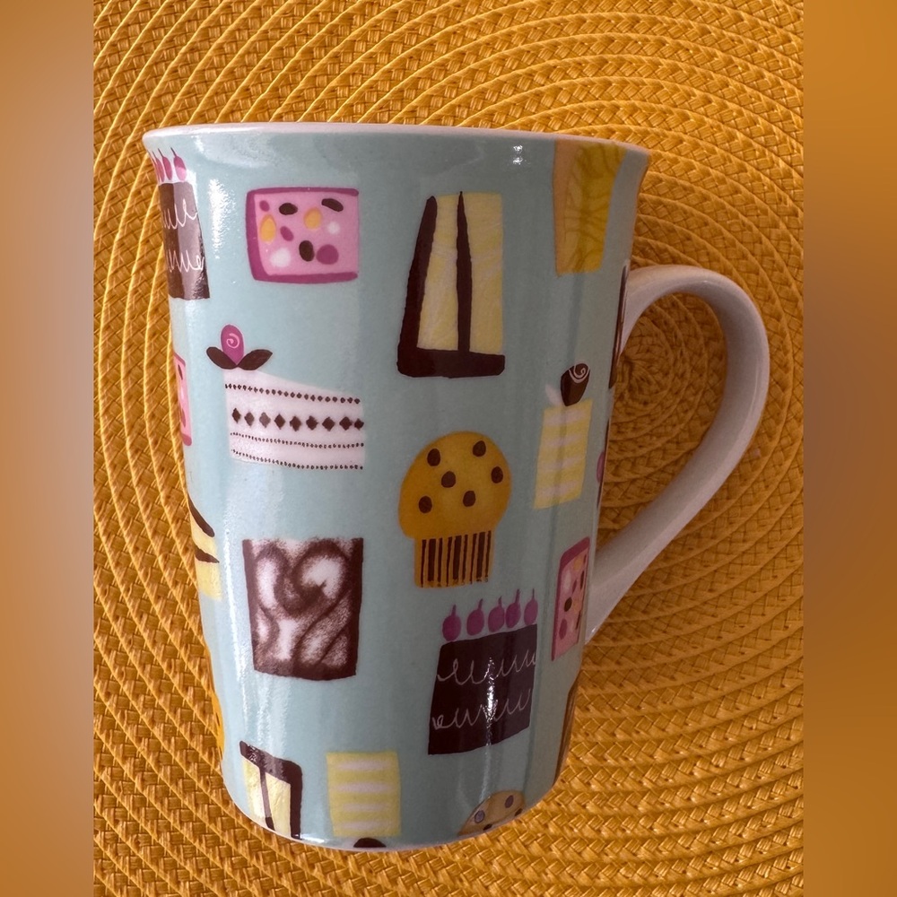 Cake themed coffee or tea mug